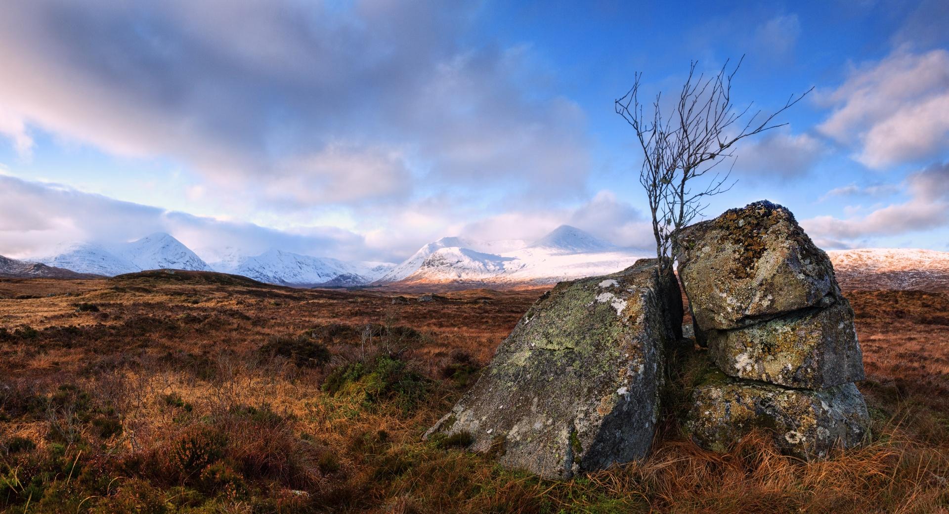 Rannoch Moor Land, Scotland at 320 x 480 iPhone size wallpapers HD quality