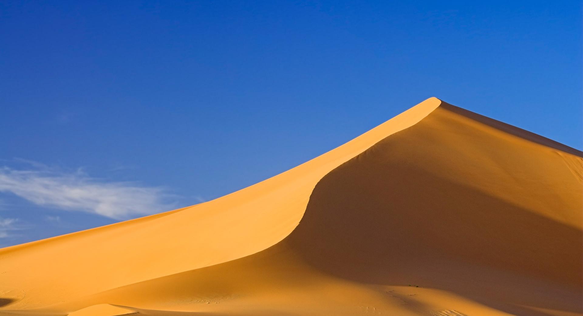 Sand Dunes Jabal Akakus Libya at 1024 x 768 size wallpapers HD quality