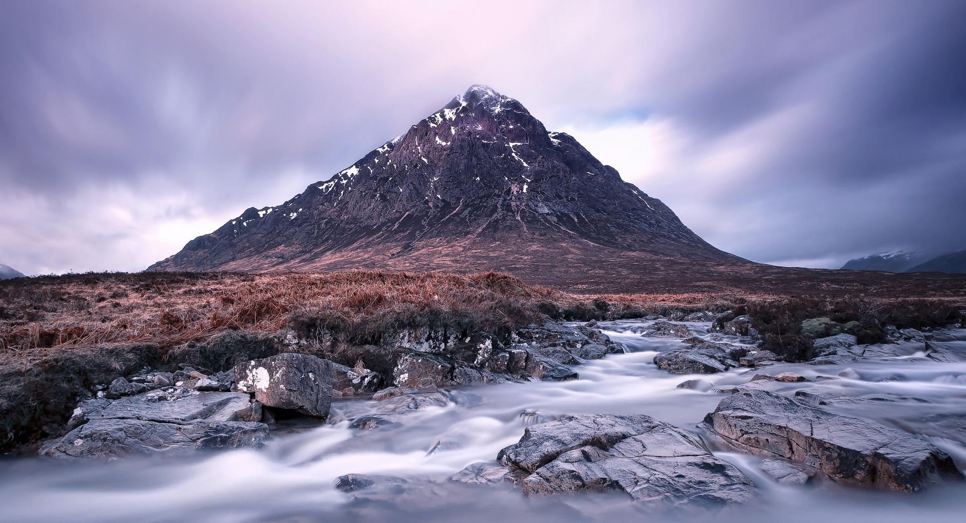 The Buachaille mountain, Scotland at 1024 x 768 size wallpapers HD quality