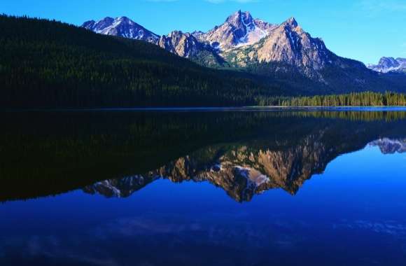 Mountain Scenery Reflection