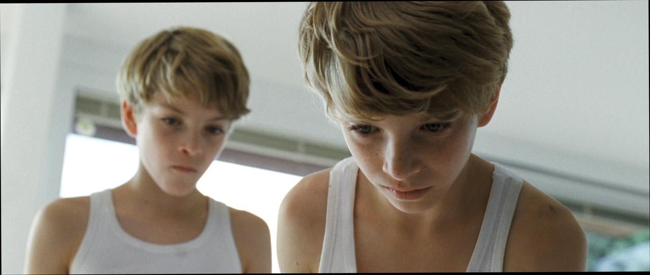 Goodnight Mommy at 1600 x 1200 size wallpapers HD quality