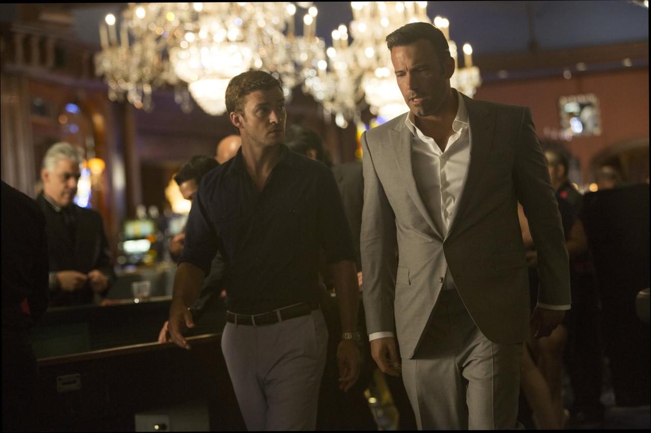Runner Runner at 1600 x 1200 size wallpapers HD quality