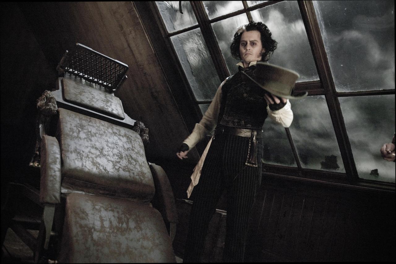 Sweeney Todd The Demon Barber of Fleet Street at 640 x 960 iPhone 4 size wallpapers HD quality