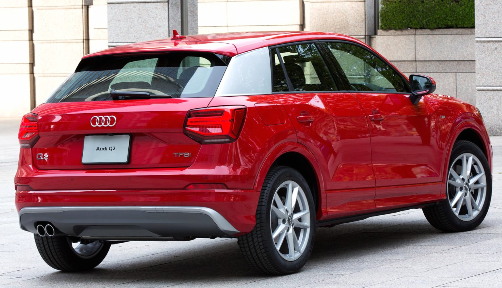 Audi Q2 TFSI S Line at 640 x 960 iPhone 4 size wallpapers HD quality