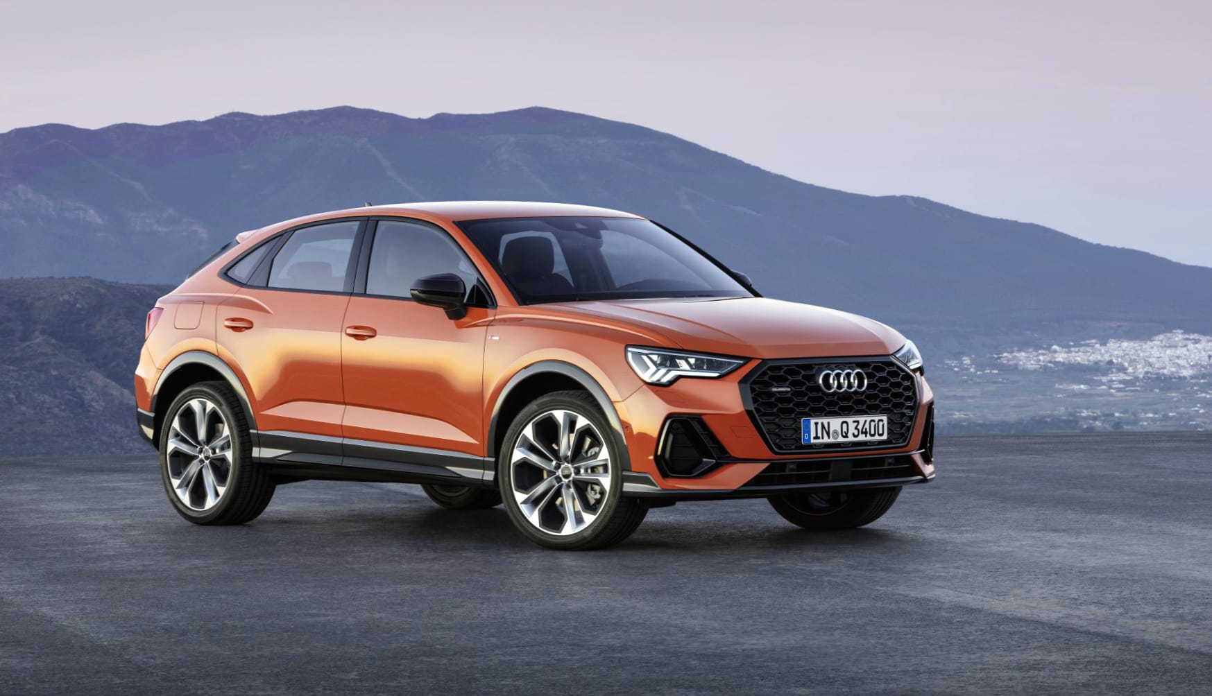 Audi Q3 Sportback S Line at 1024 x 768 size wallpapers HD quality