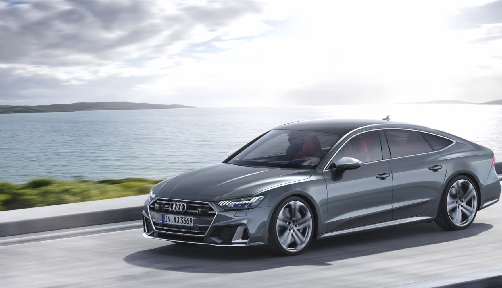 Audi S7 at 1024 x 768 size wallpapers HD quality