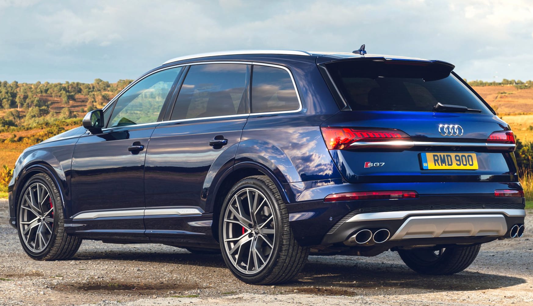 Audi SQ7 at 1334 x 750 iPhone 7 size wallpapers HD quality