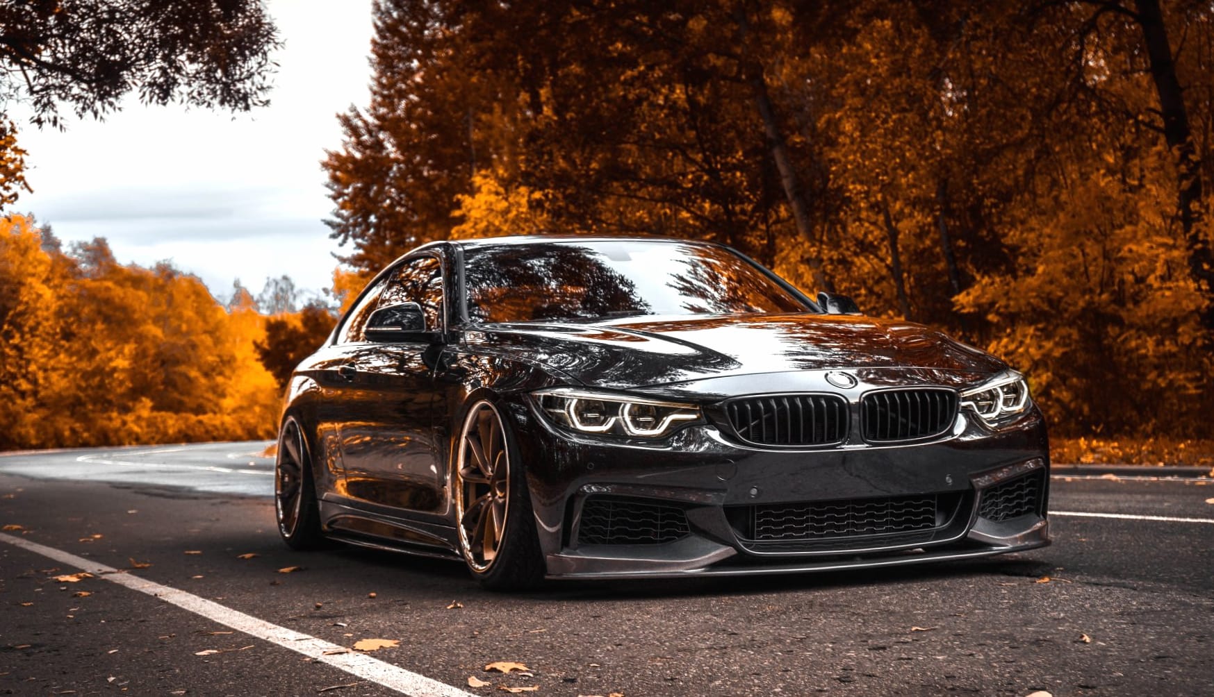 BMW 4 Series at 1024 x 1024 iPad size wallpapers HD quality