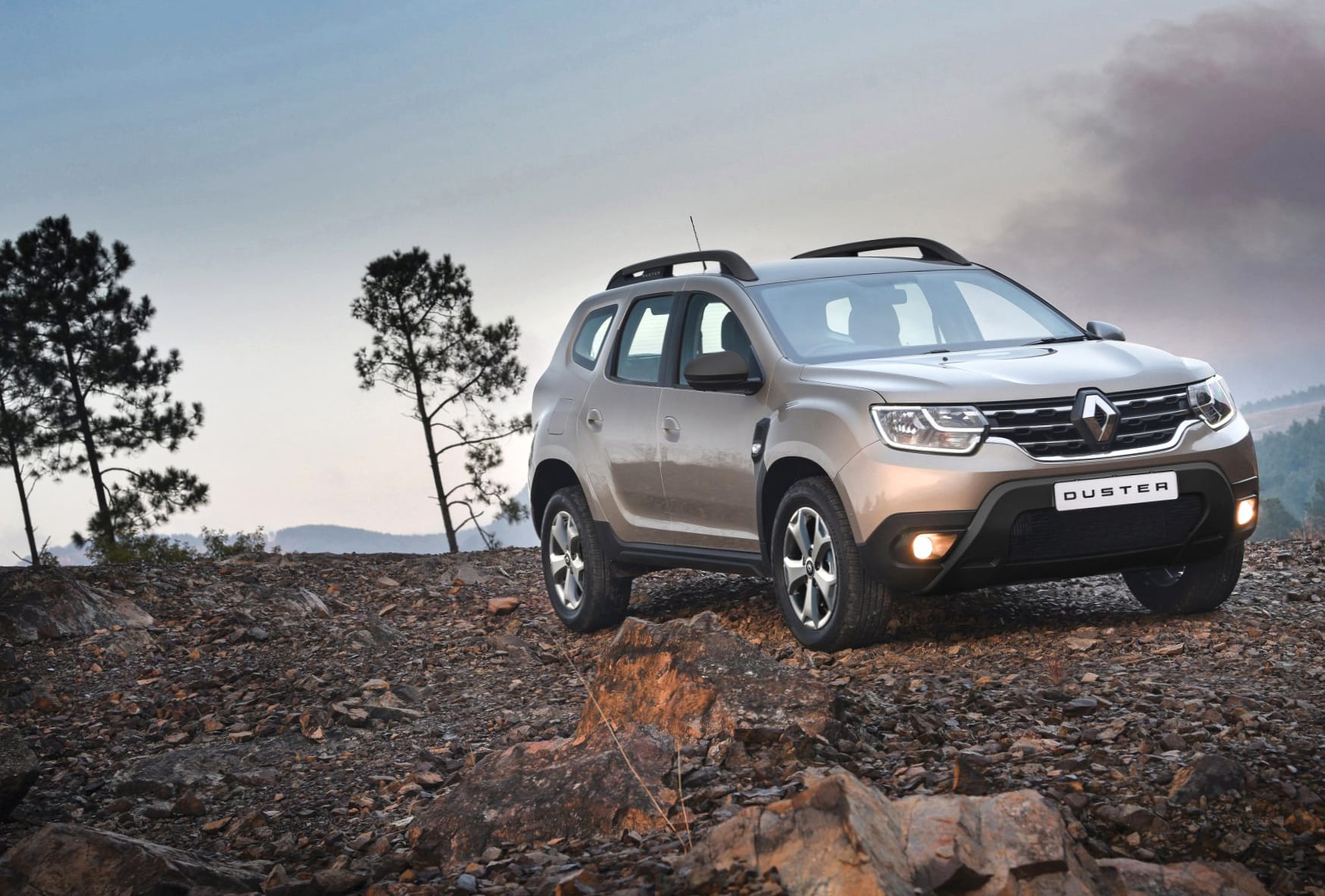 Dacia Duster at 2048 x 2048 iPad size wallpapers HD quality