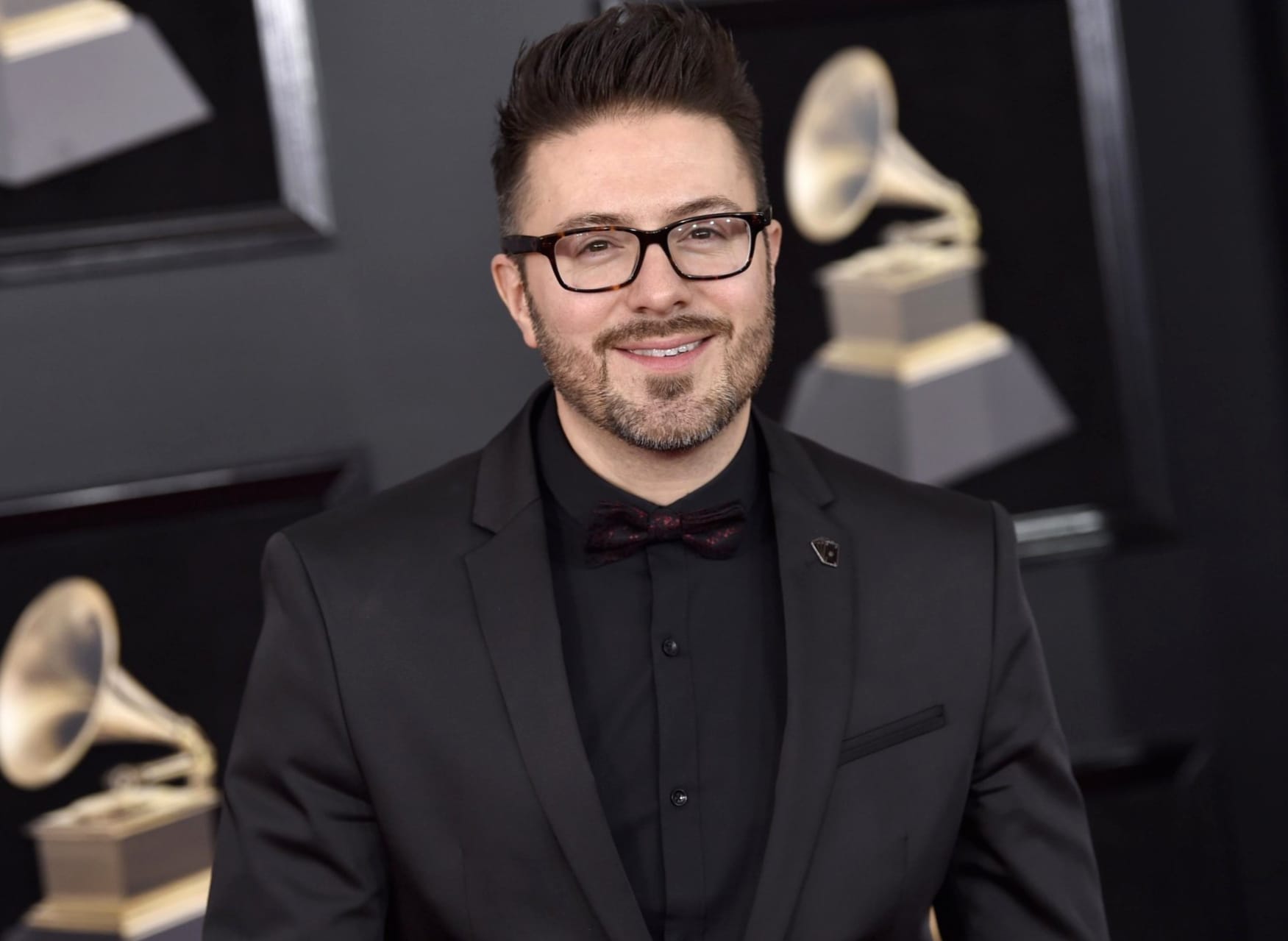 Danny Gokey at 2048 x 2048 iPad size wallpapers HD quality