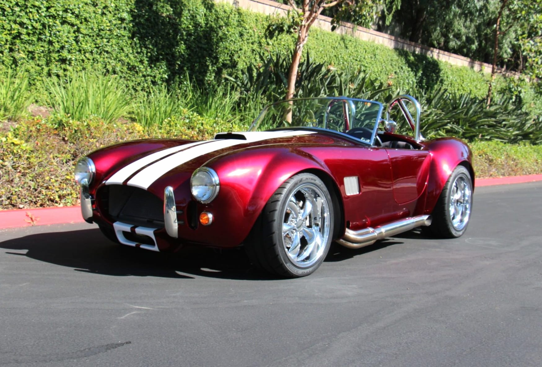 Factory Five Cobra MkIII Replica at 750 x 1334 iPhone 6 size wallpapers HD quality