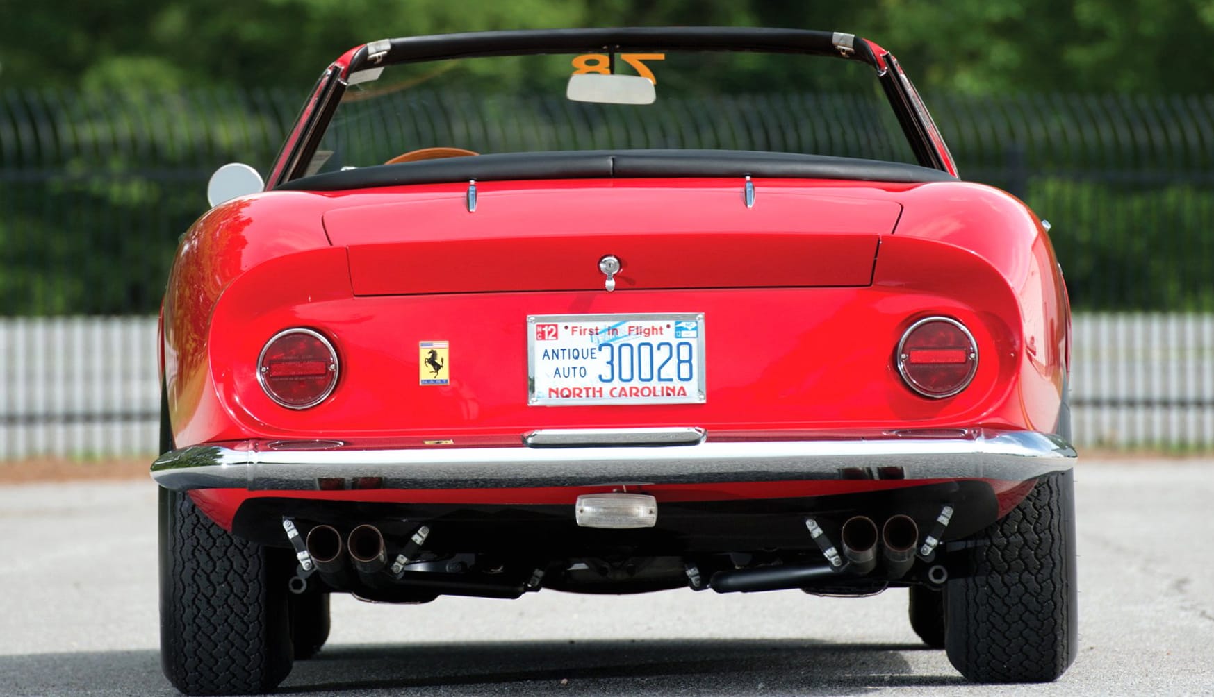 Ferrari 275 GTB 4 NART Spider at 640 x 1136 iPhone 5 size wallpapers HD quality