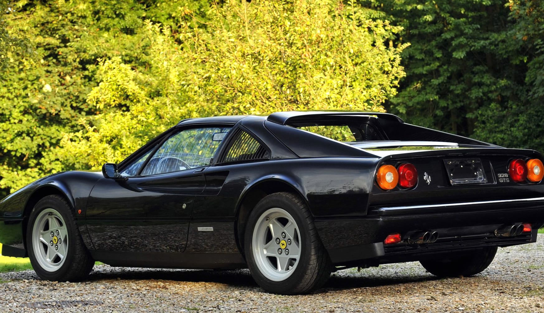 Ferrari 328 GTS at 1334 x 750 iPhone 7 size wallpapers HD quality
