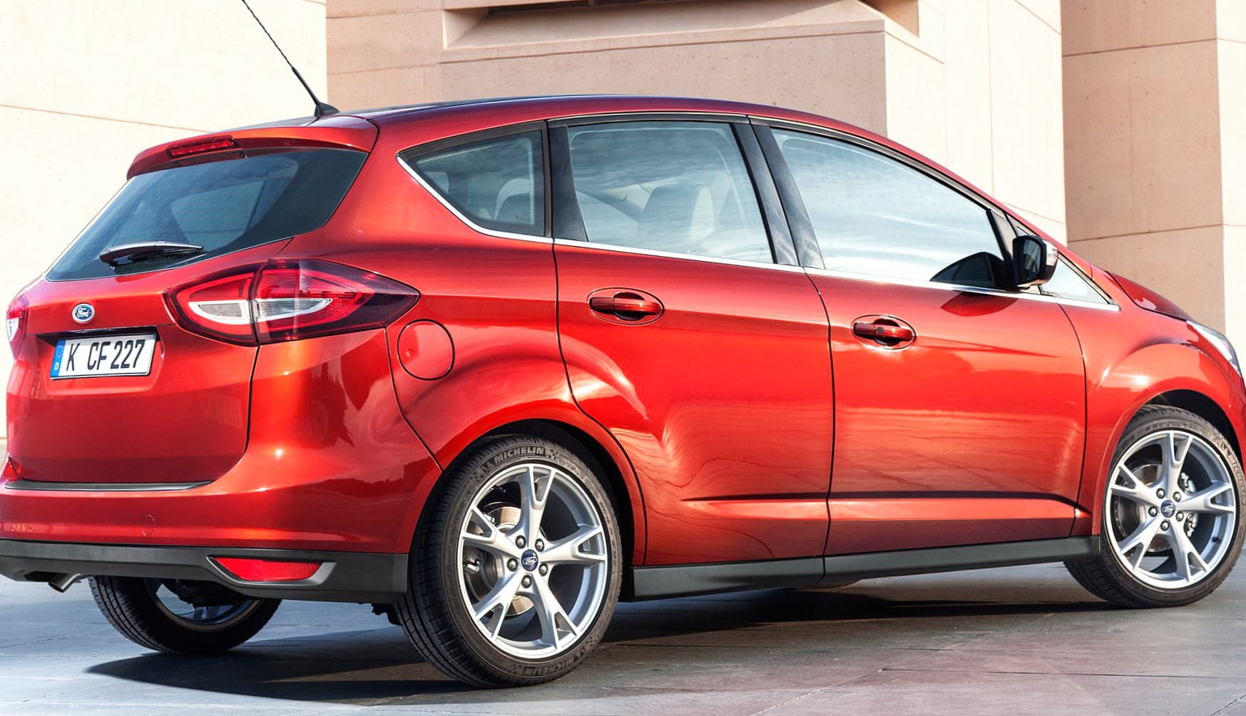 Ford C-MAX at 1280 x 960 size wallpapers HD quality