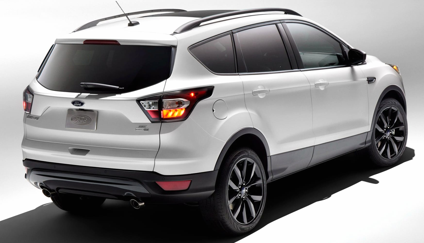 Ford Escape SE at 750 x 1334 iPhone 6 size wallpapers HD quality
