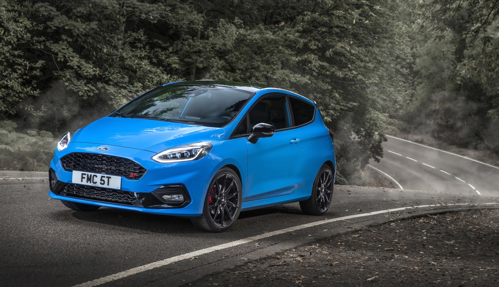 Ford Fiesta ST at 1280 x 960 size wallpapers HD quality
