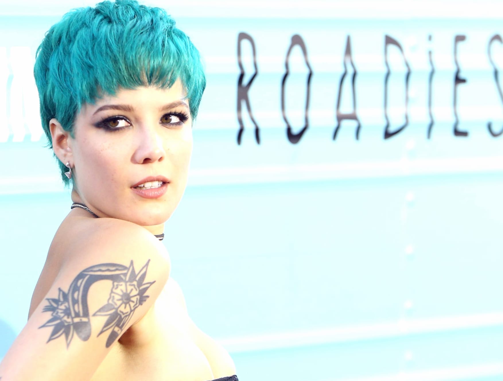 Halsey wallpapers HD quality