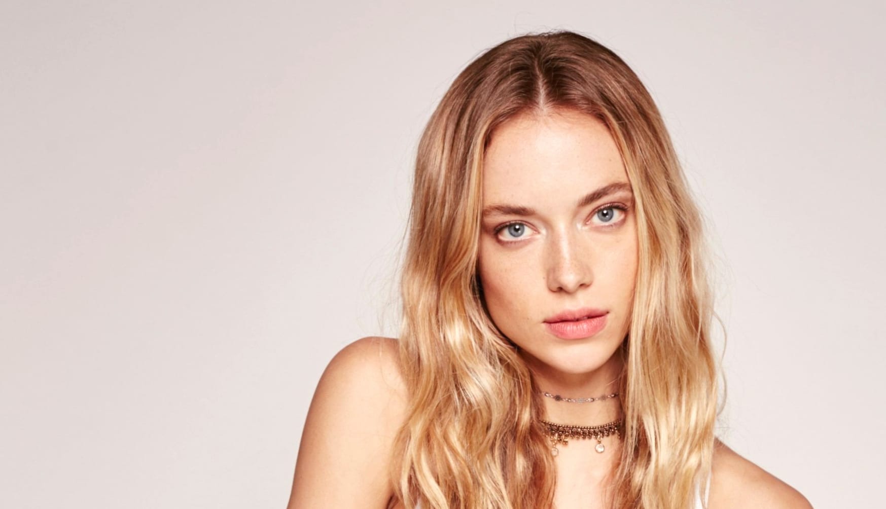 Hannah Ferguson at 1152 x 864 size wallpapers HD quality