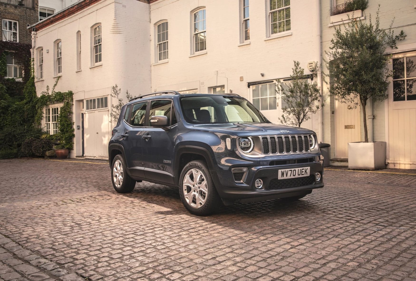 Jeep Renegade at 1152 x 864 size wallpapers HD quality