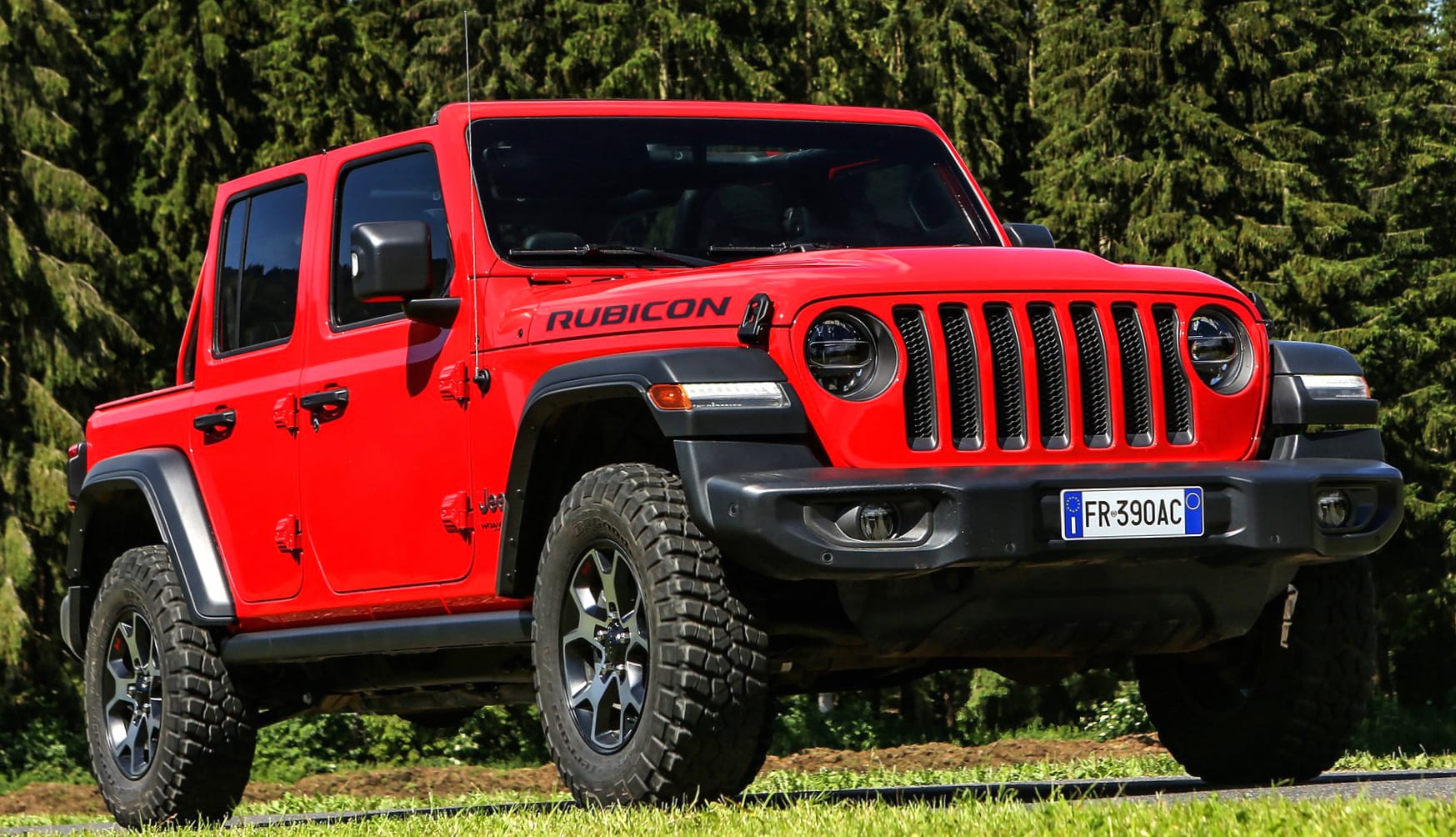 Jeep Wrangler Unlimited Rubicon at 640 x 960 iPhone 4 size wallpapers HD quality