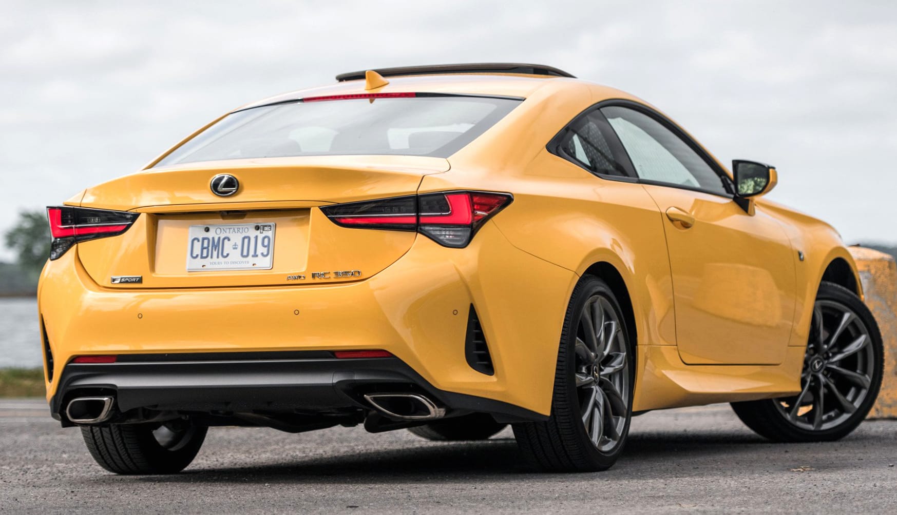 Lexus RC 350 F Sport at 1152 x 864 size wallpapers HD quality