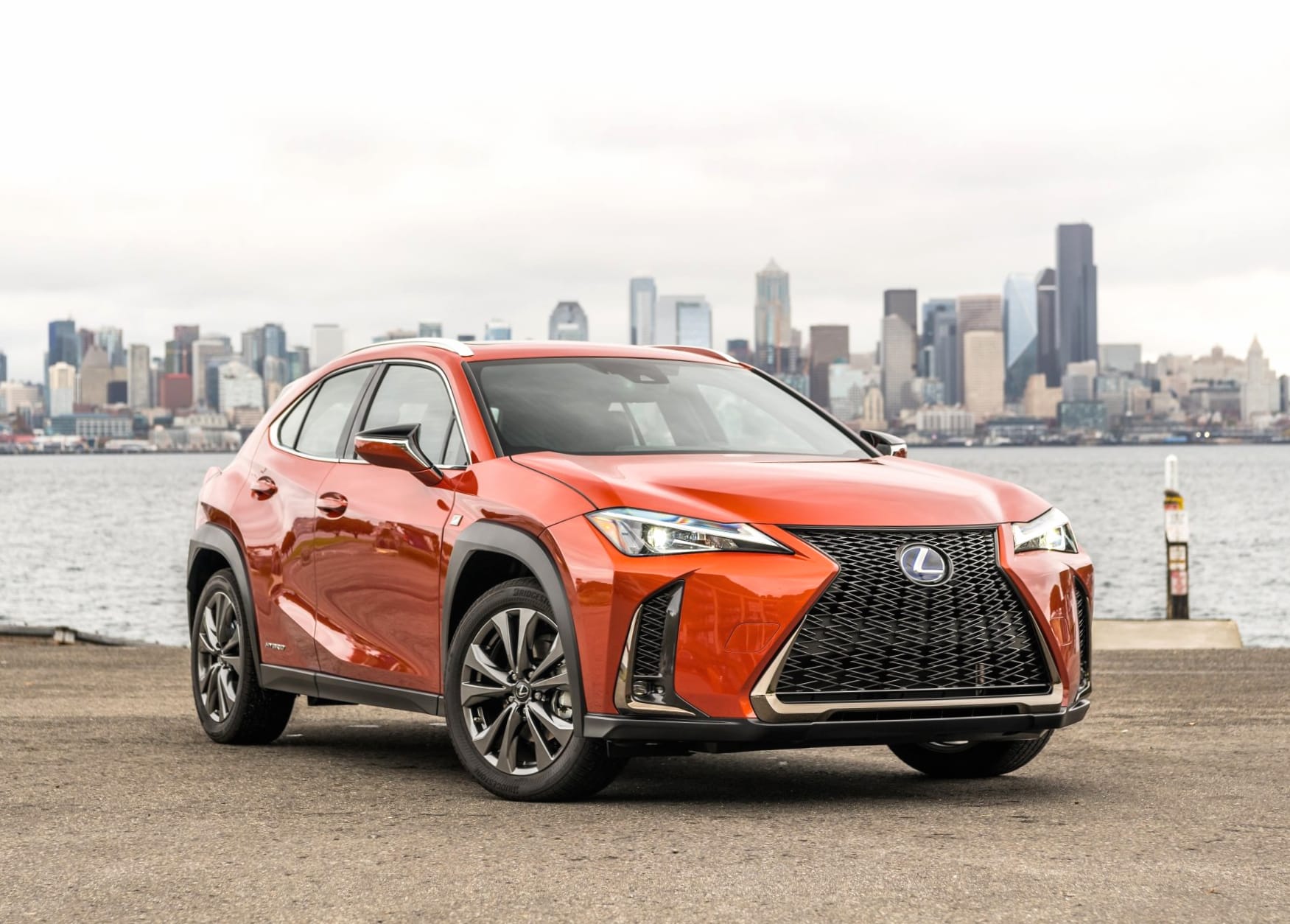 Lexus UX 250H at 750 x 1334 iPhone 6 size wallpapers HD quality