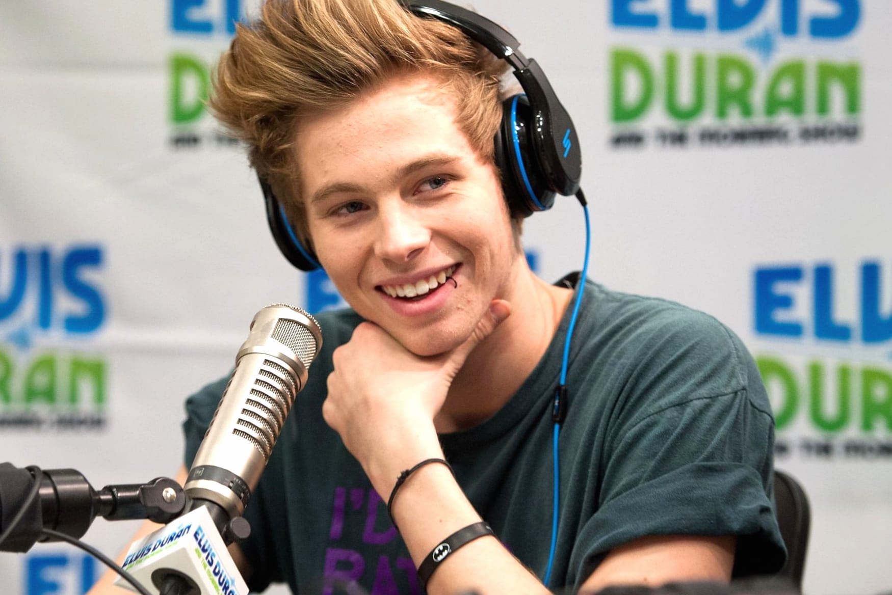 Luke Hemmings at 1280 x 960 size wallpapers HD quality