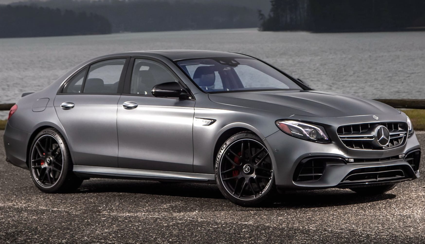 Mercedes-AMG E 63 S at 1024 x 1024 iPad size wallpapers HD quality