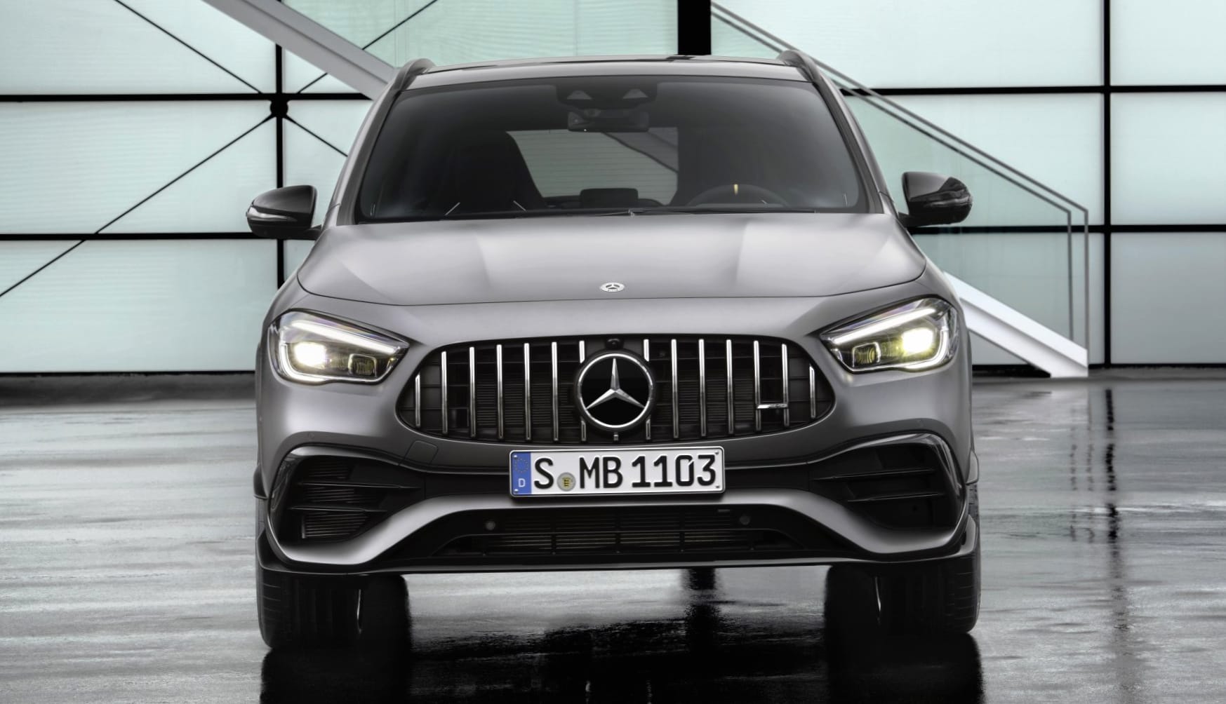 Mercedes-AMG GLA at 1024 x 1024 iPad size wallpapers HD quality