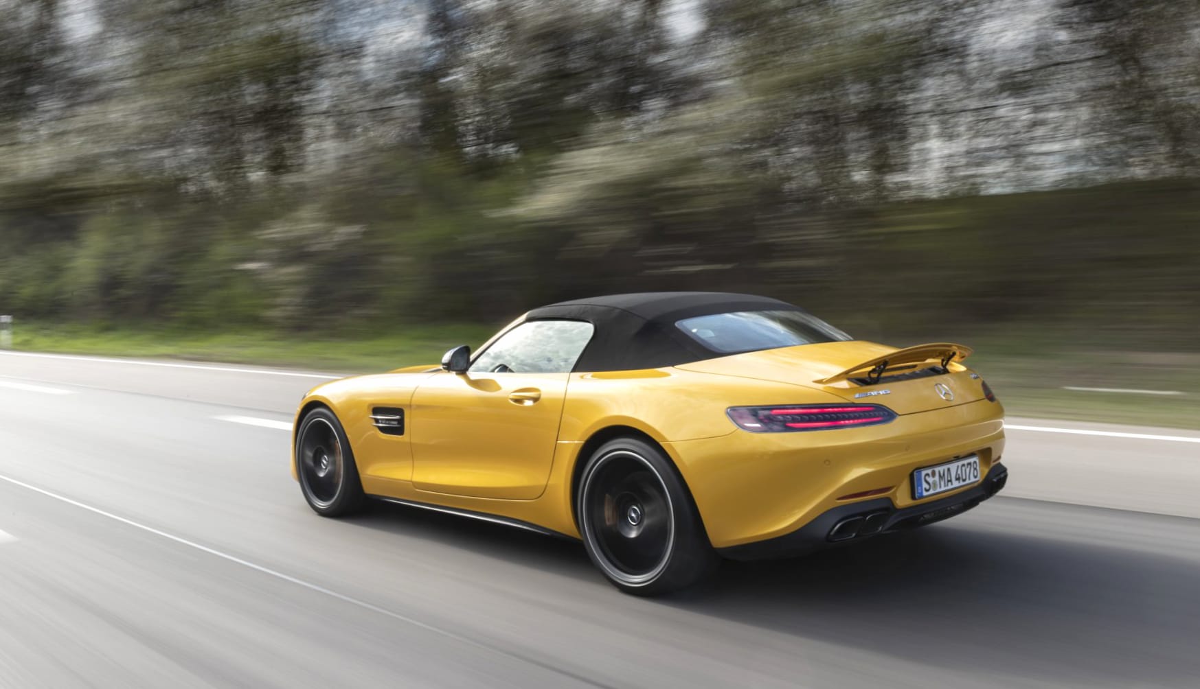 Mercedes-AMG GT S at 320 x 480 iPhone size wallpapers HD quality