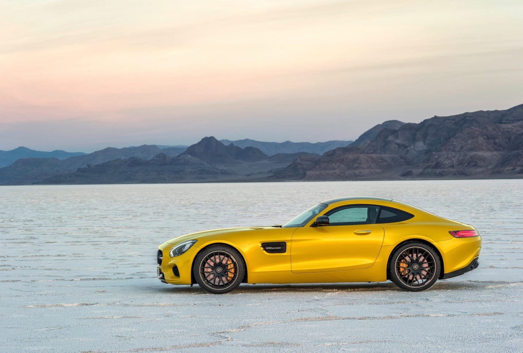 Mercedes-Benz AMG GT at 2048 x 2048 iPad size wallpapers HD quality