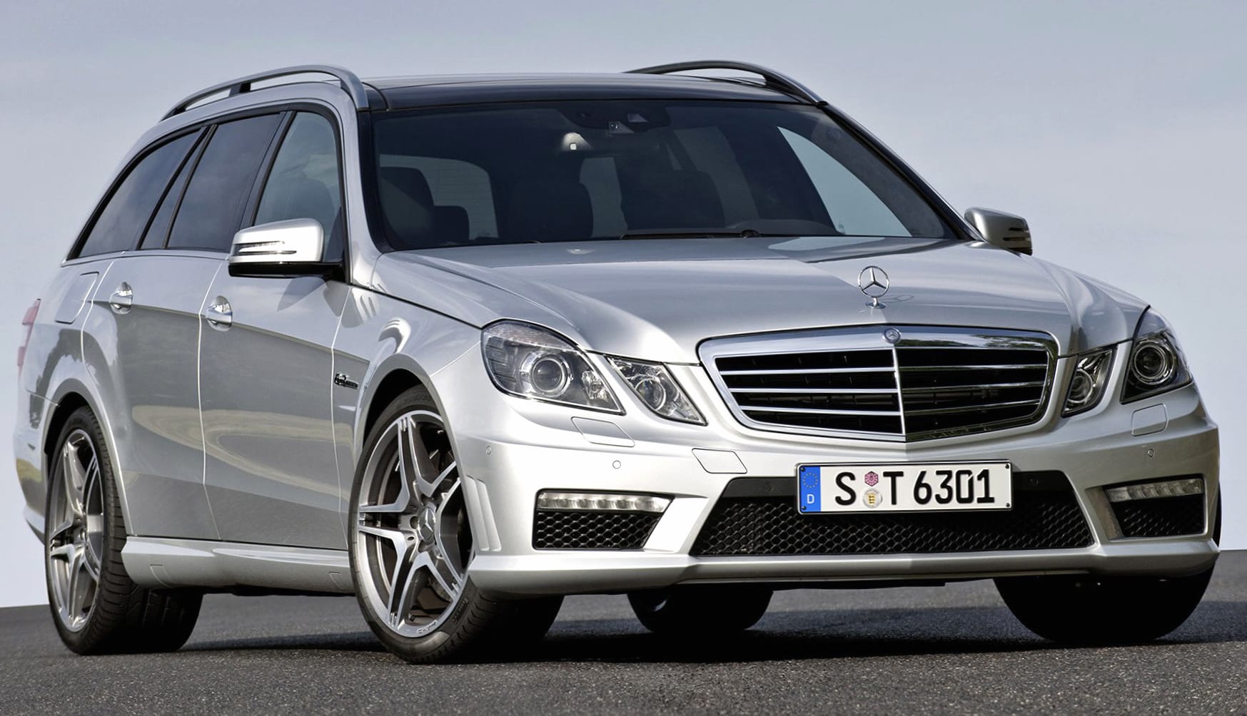 Mercedes-Benz E 63 AMG Estate at 750 x 1334 iPhone 6 size wallpapers HD quality