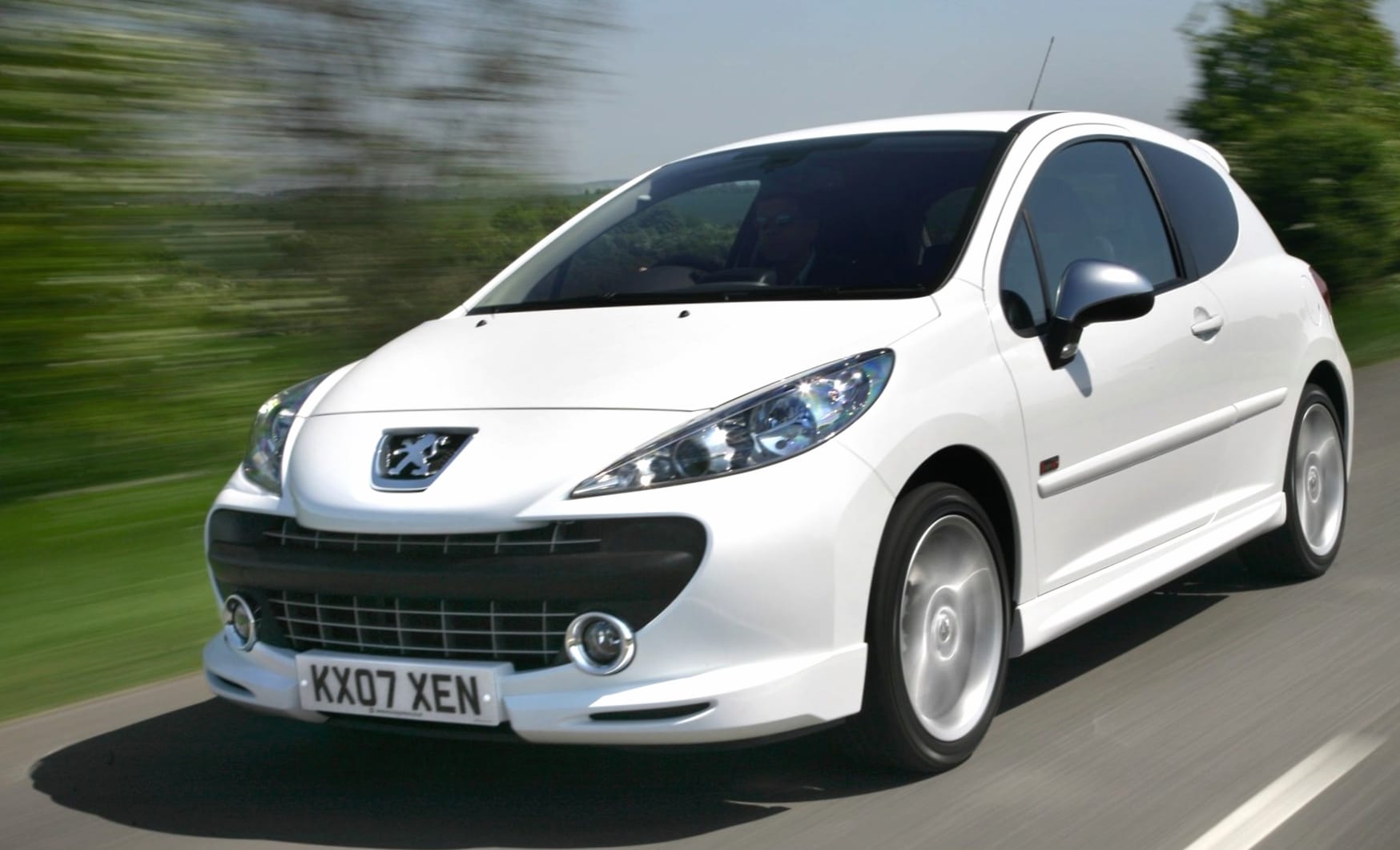 Peugeot 307 at 640 x 960 iPhone 4 size wallpapers HD quality