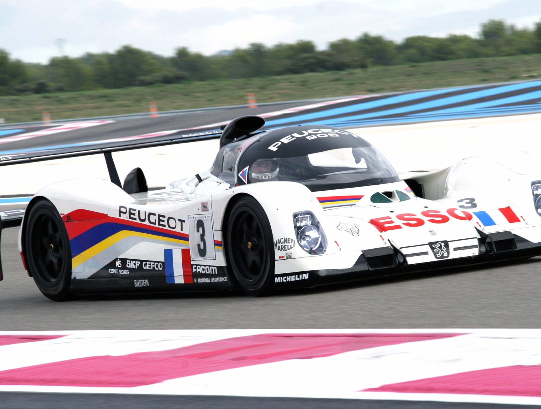 Peugeot 905B at 1334 x 750 iPhone 7 size wallpapers HD quality