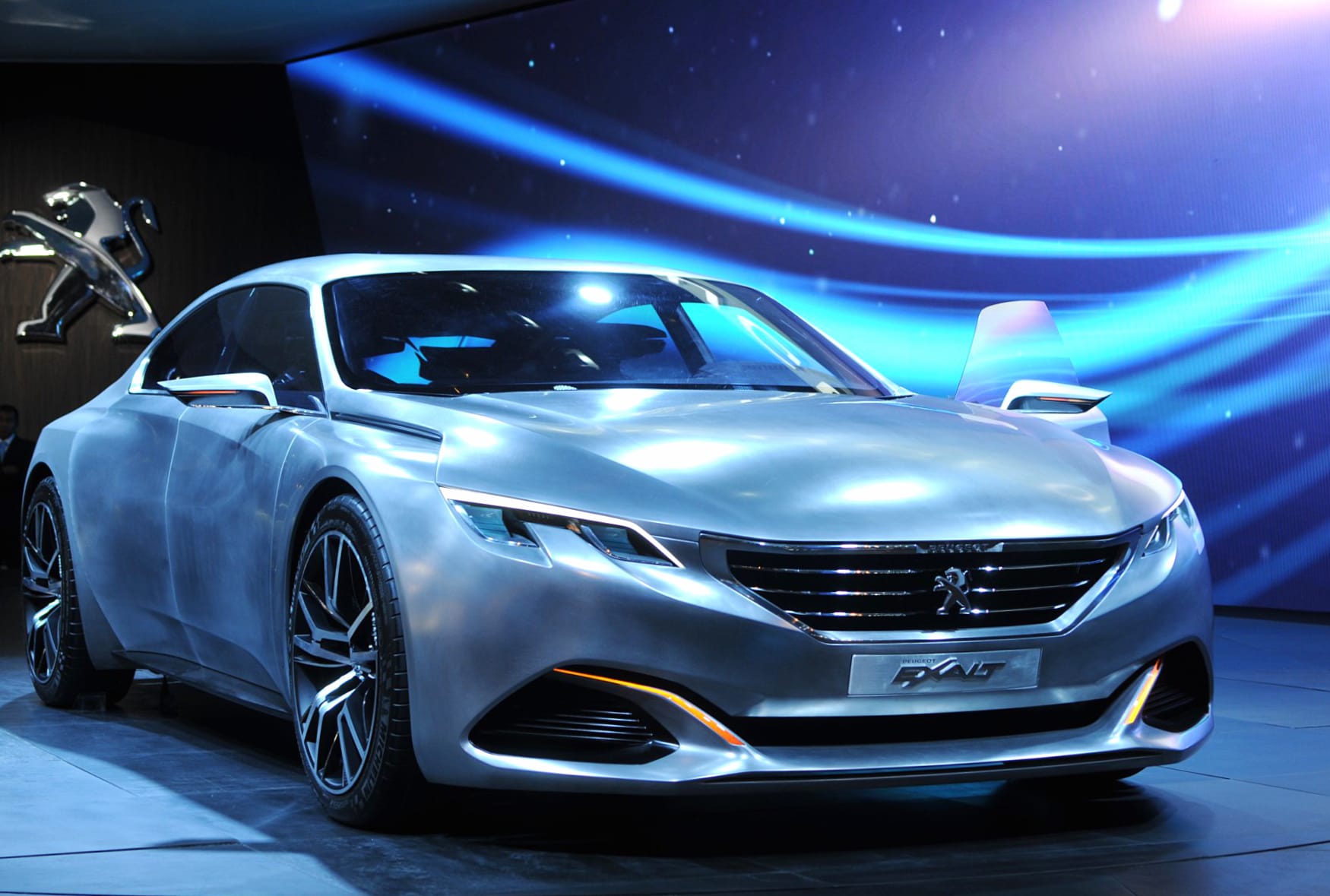 Peugeot Exalt at 640 x 1136 iPhone 5 size wallpapers HD quality
