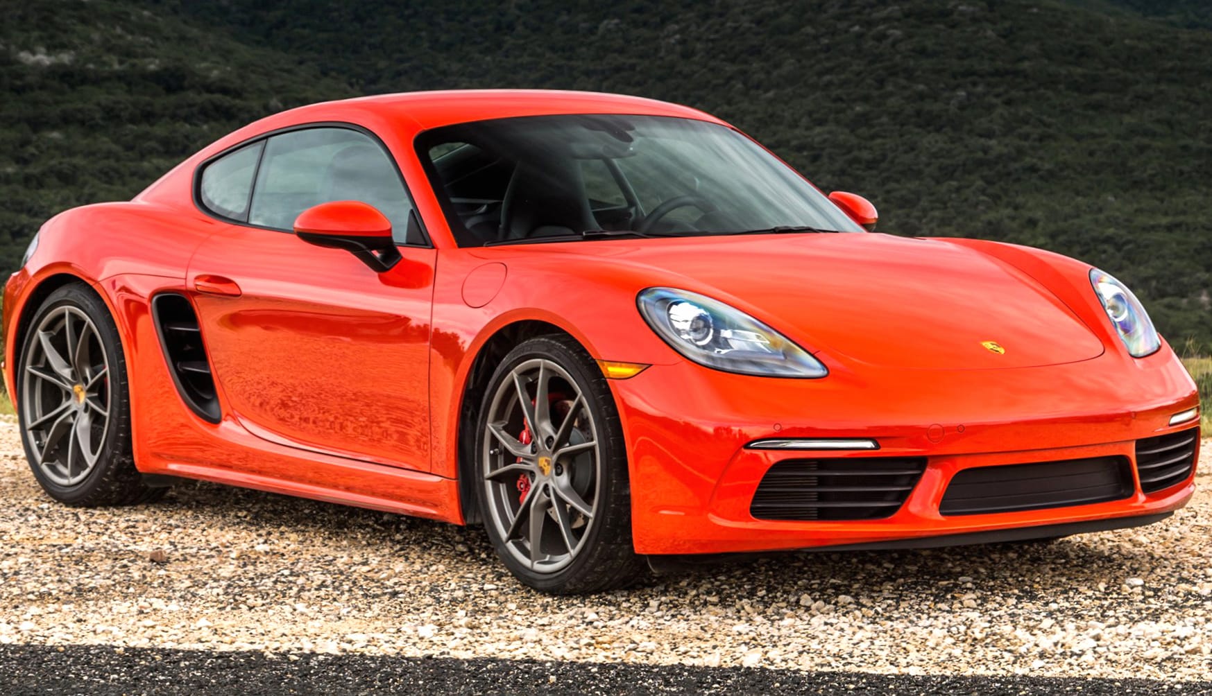 Porsche 718 Cayman S at 640 x 1136 iPhone 5 size wallpapers HD quality