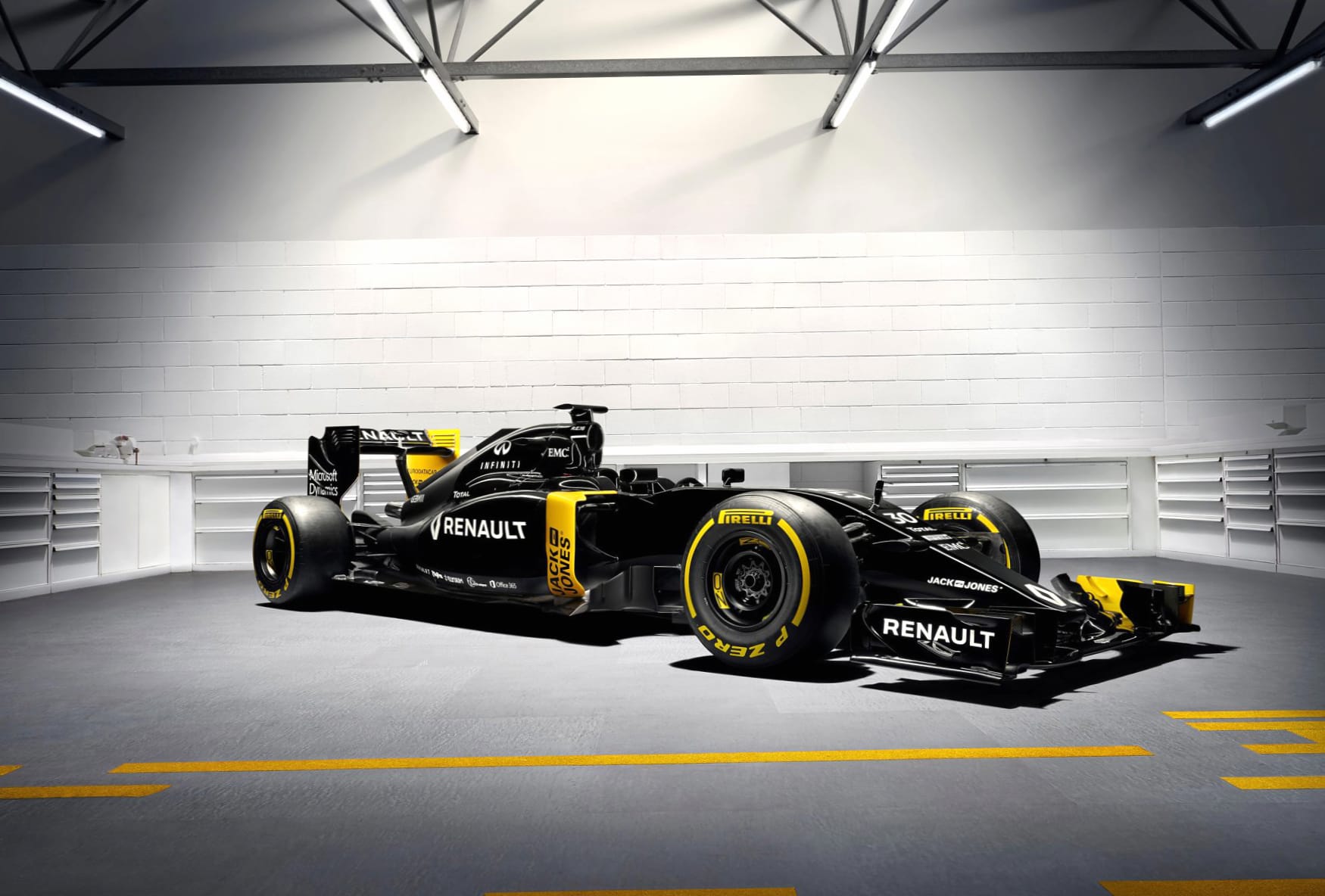 Renault RS16 at 320 x 480 iPhone size wallpapers HD quality