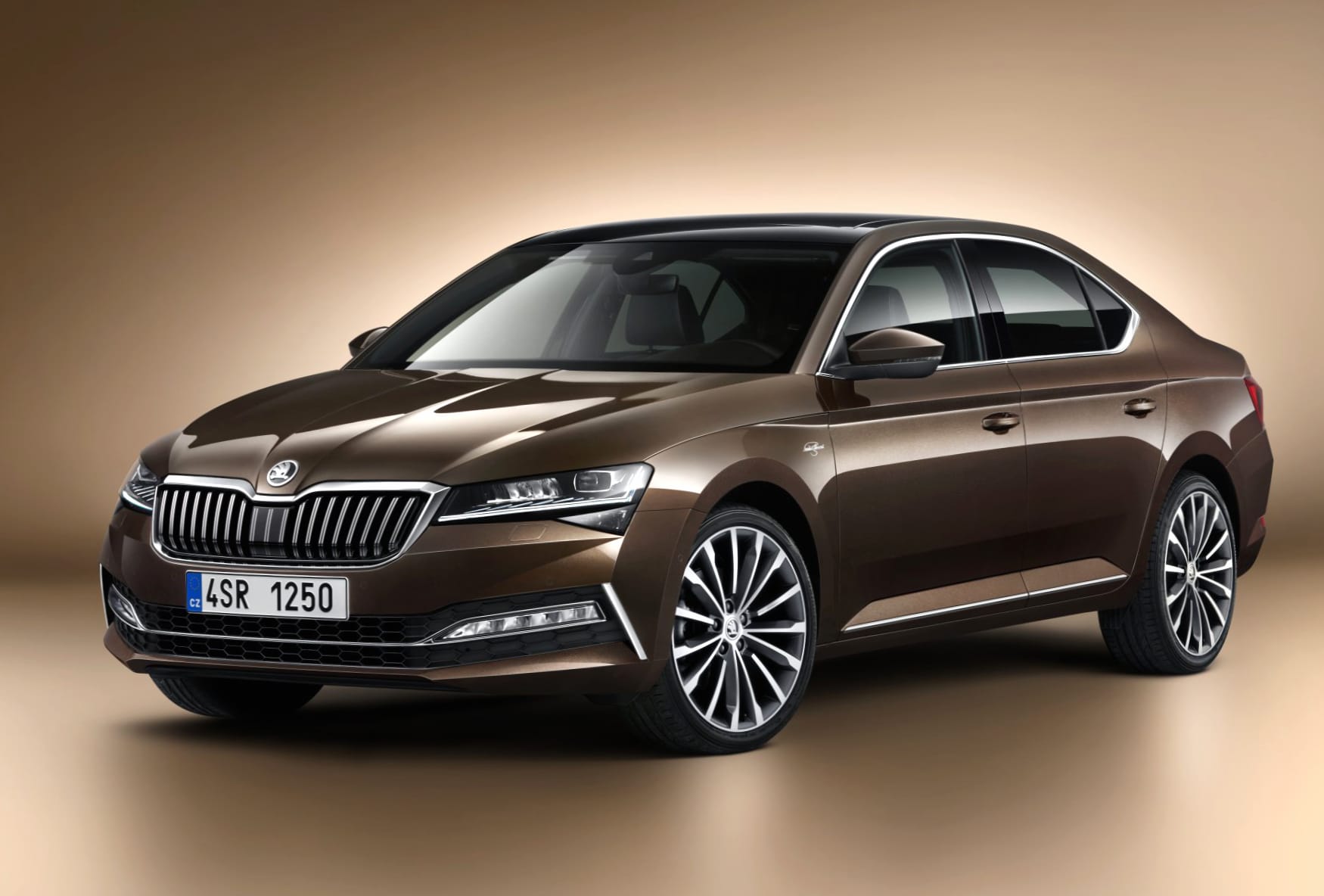 Skoda Superb at 1152 x 864 size wallpapers HD quality