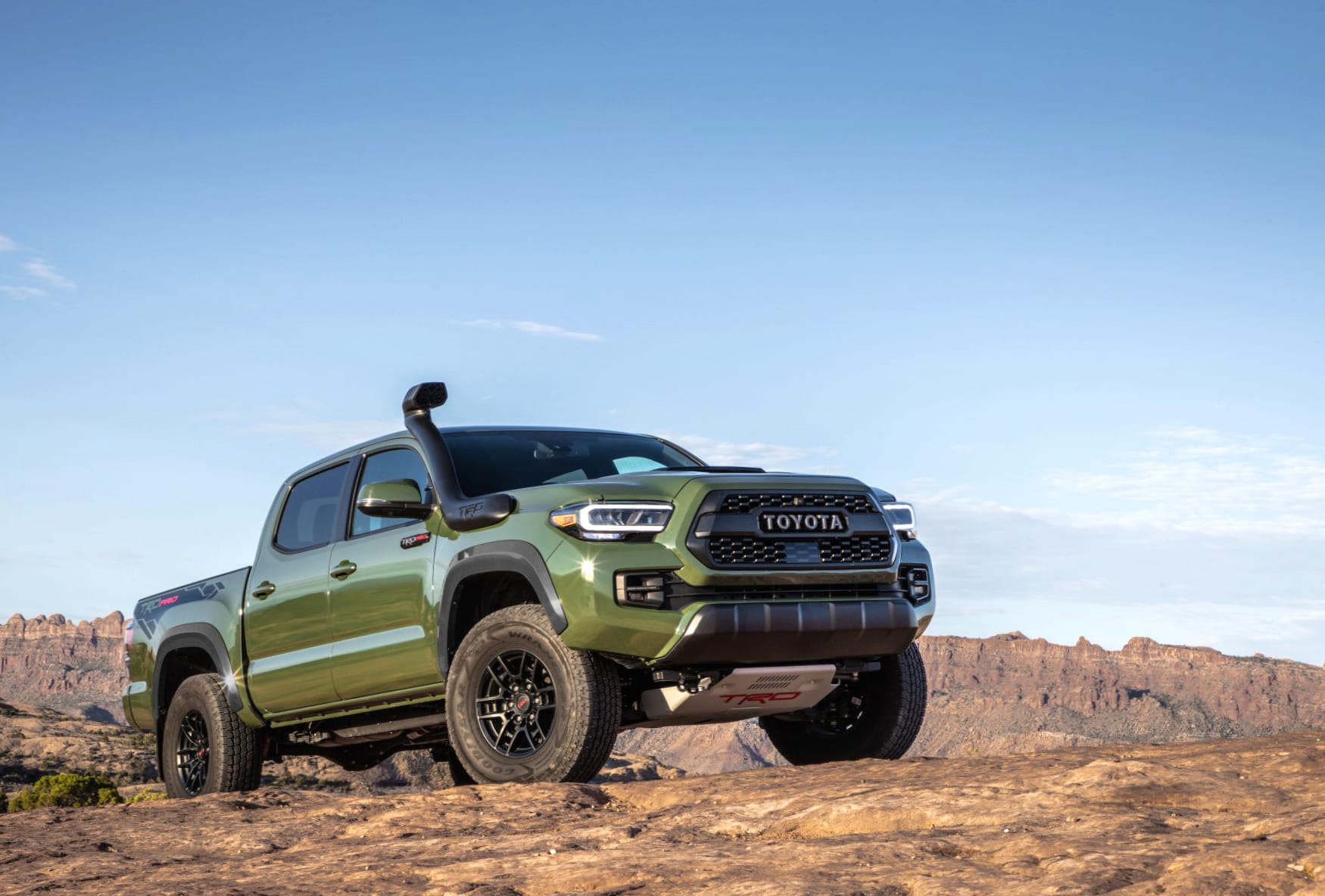 Toyota Tacoma at 1600 x 1200 size wallpapers HD quality