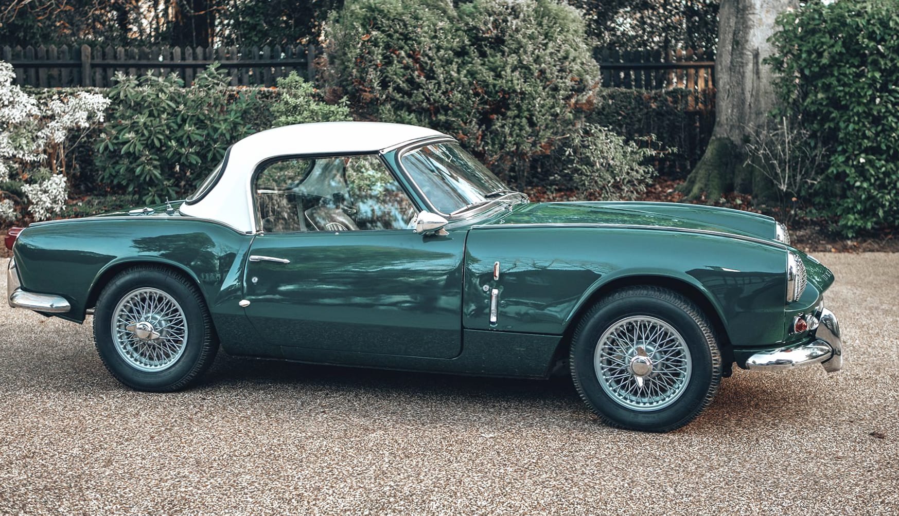 Triumph Spitfire Mk 2 at 1280 x 960 size wallpapers HD quality