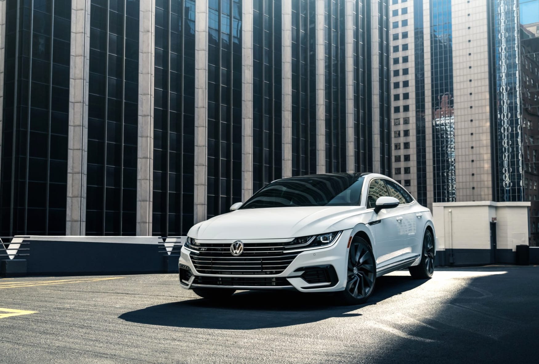 Volkswagen Arteon at 1600 x 1200 size wallpapers HD quality