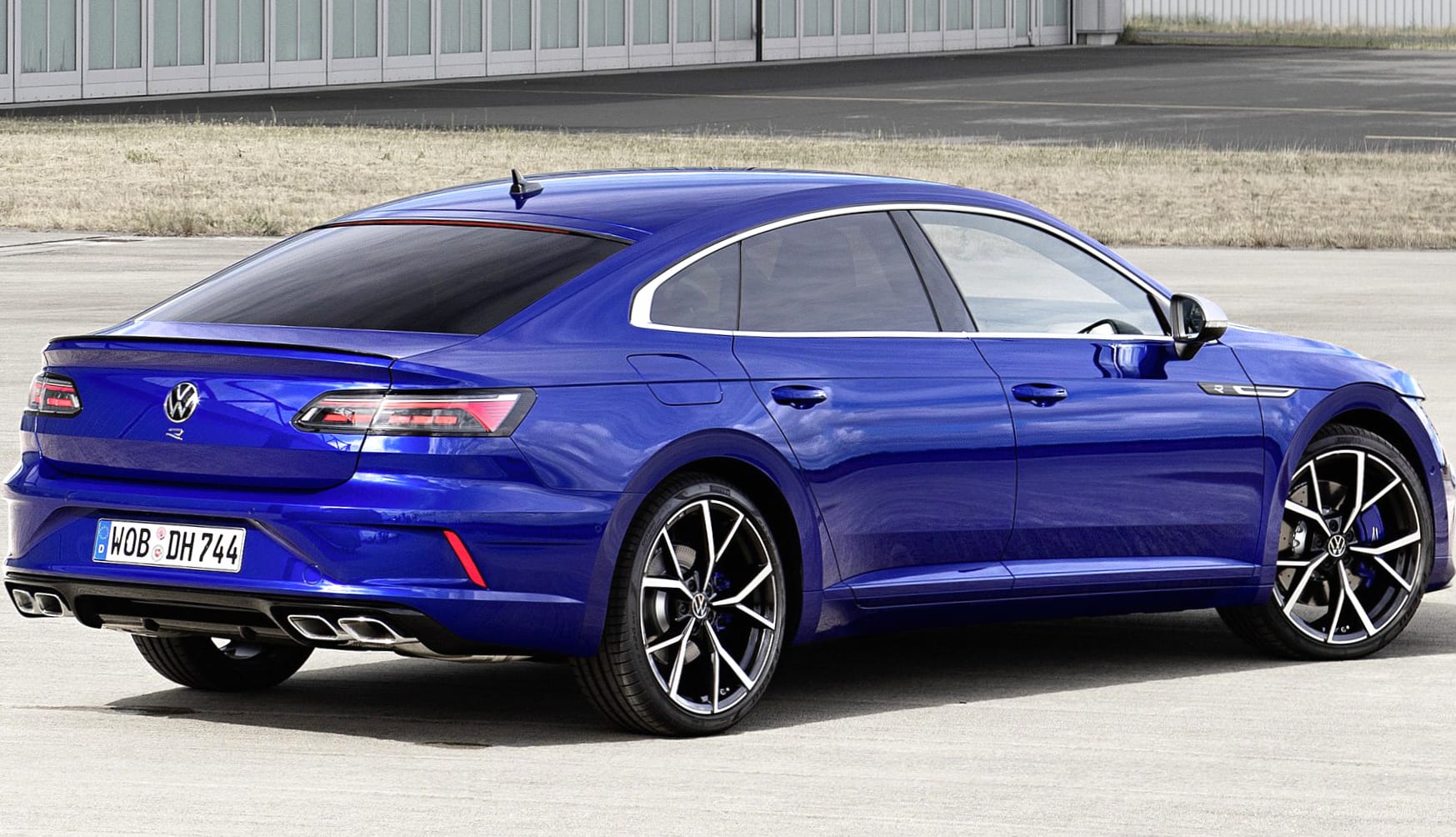 Volkswagen Arteon R at 750 x 1334 iPhone 6 size wallpapers HD quality
