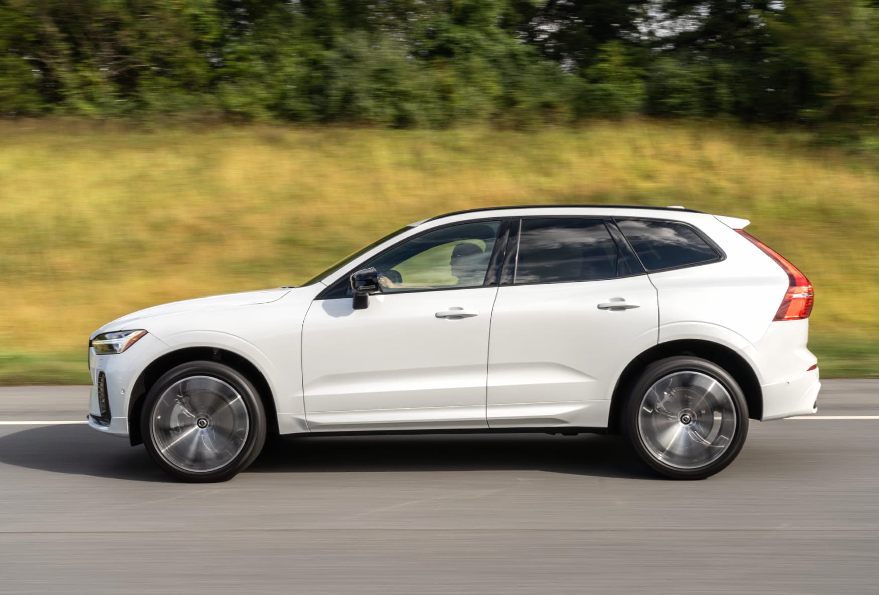 Volvo XC60 B6 AWD at 1152 x 864 size wallpapers HD quality
