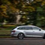 Skoda Superb Combi pic