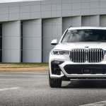 BMW X7 desktop wallpaper