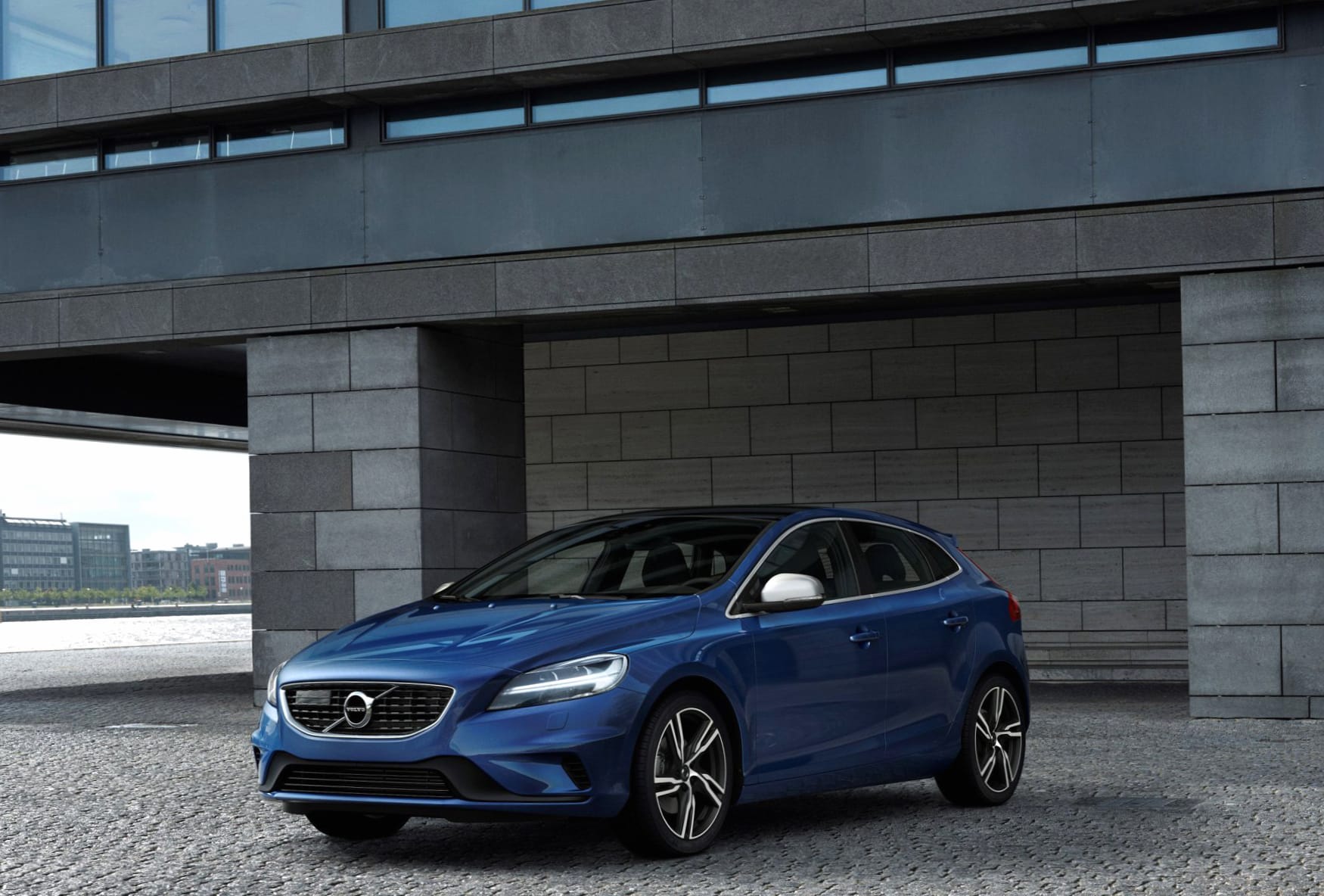 Volvo V40 at 1152 x 864 size wallpapers HD quality