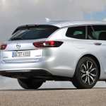 Opel Insignia Turbo D Sports Tourer pic