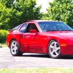 Porsche 944 Turbo photo