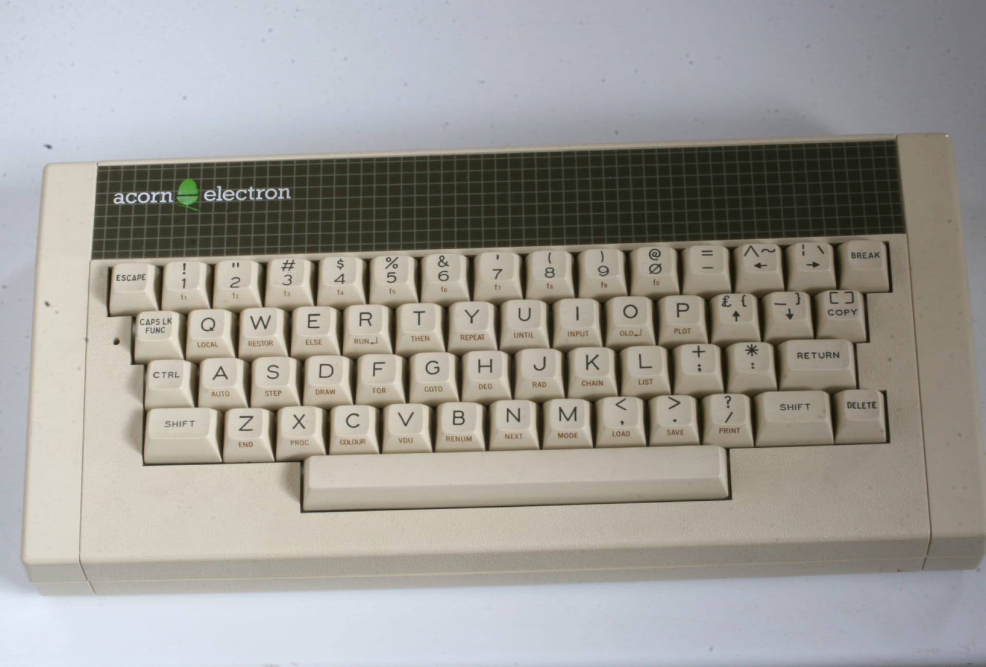 Acorn Electron at 2048 x 2048 iPad size wallpapers HD quality