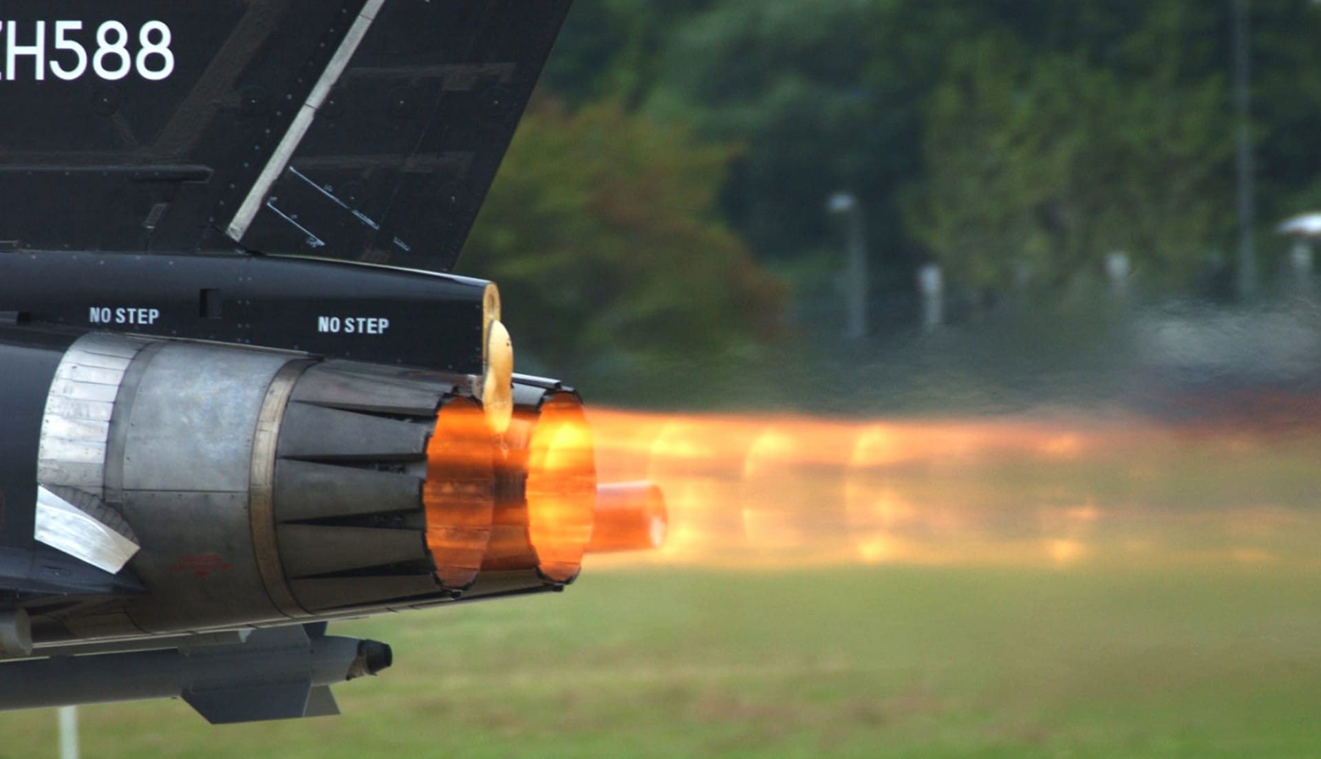 Afterburner at 640 x 1136 iPhone 5 size wallpapers HD quality